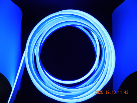 Гибкий неон Синий 6 мм*100 м*7.2W*12V*120D/m