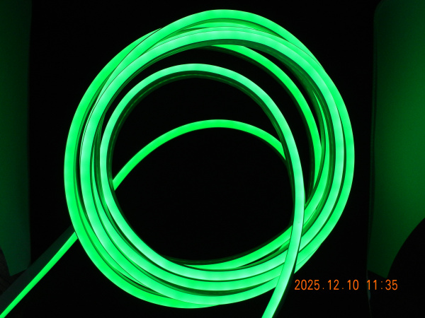 Гибкий неон Зеленый 6 мм*100 м*7.2W*12V*120D/m