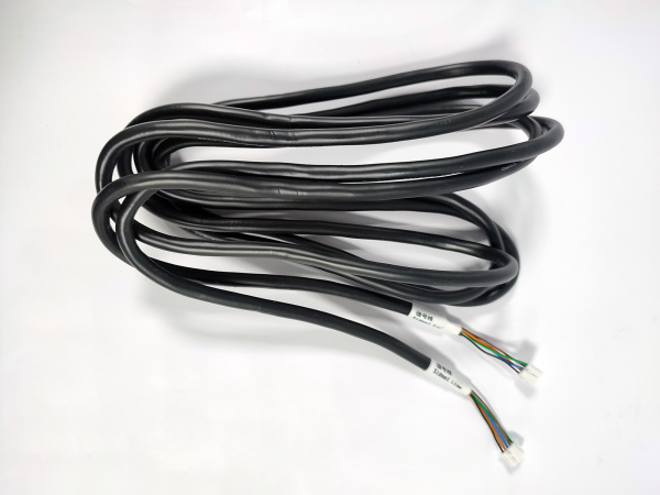 Черный кабель 5 pin 3,33м